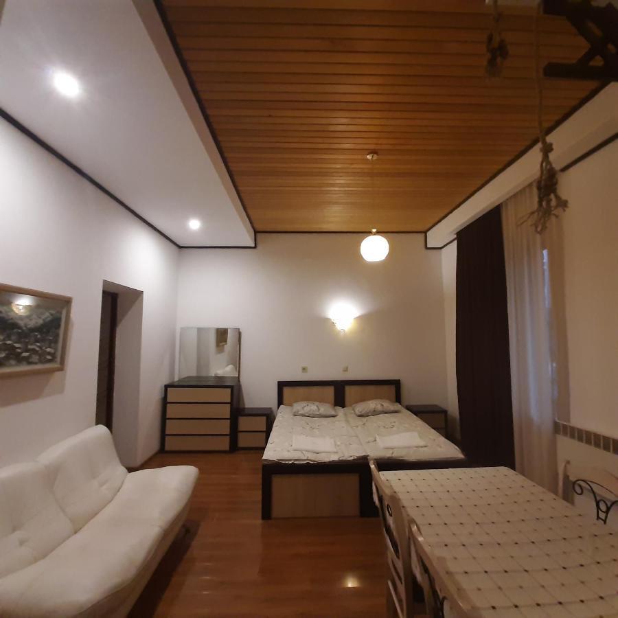 Sanli Otel Mestia Oda fotoğraf